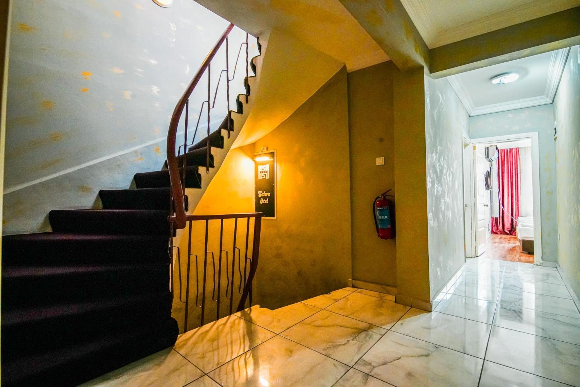 Sahra Otel Istanbul Exterior foto